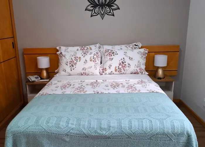 Condomínio Hampton